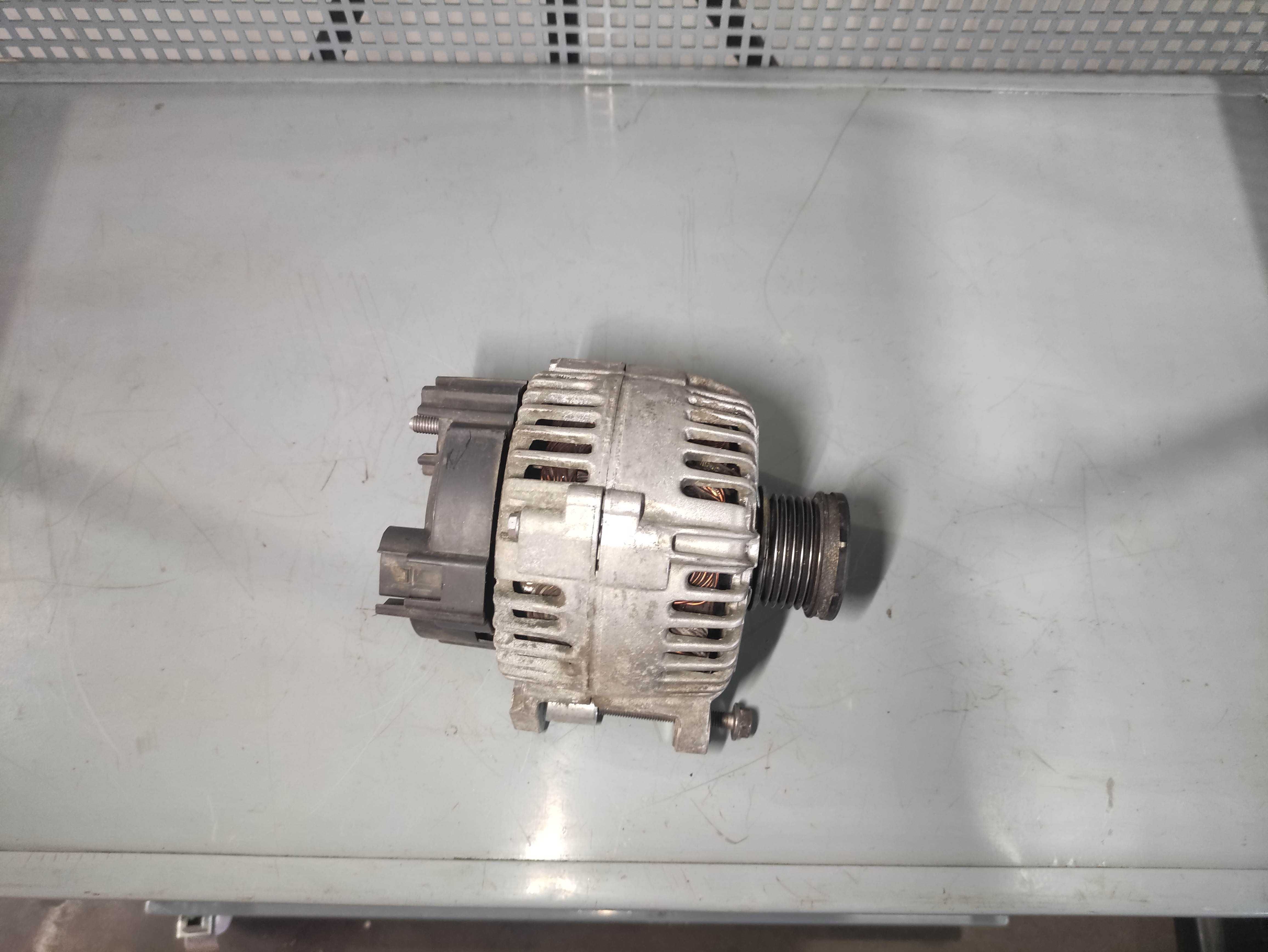 Alternator volkswagen vw golf 5 1.4 tsi cod 03c903023b