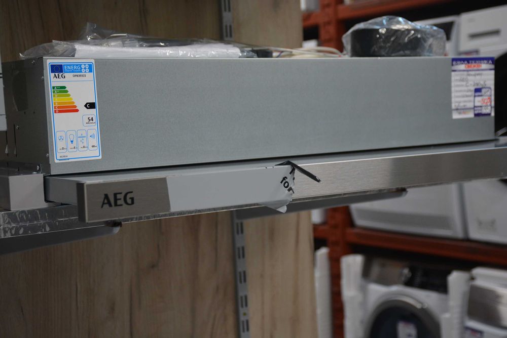 Телескопичен аспиратор за вграждане 90 см AEG DPB3931S