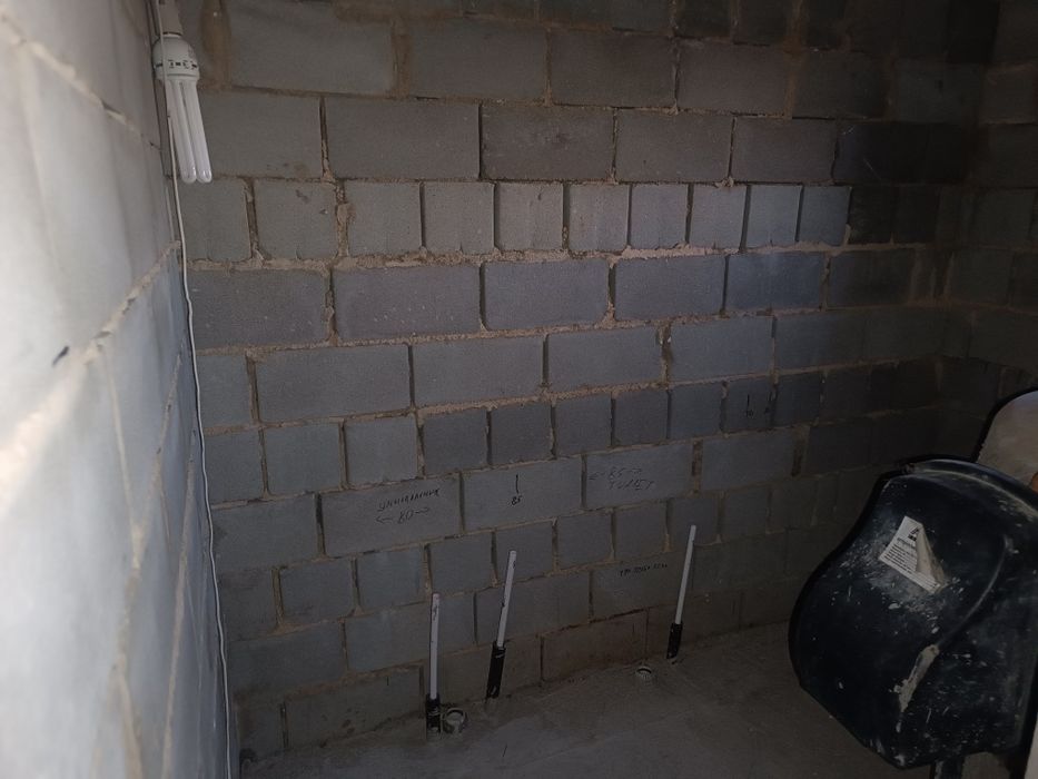 Продам не достройний котедж