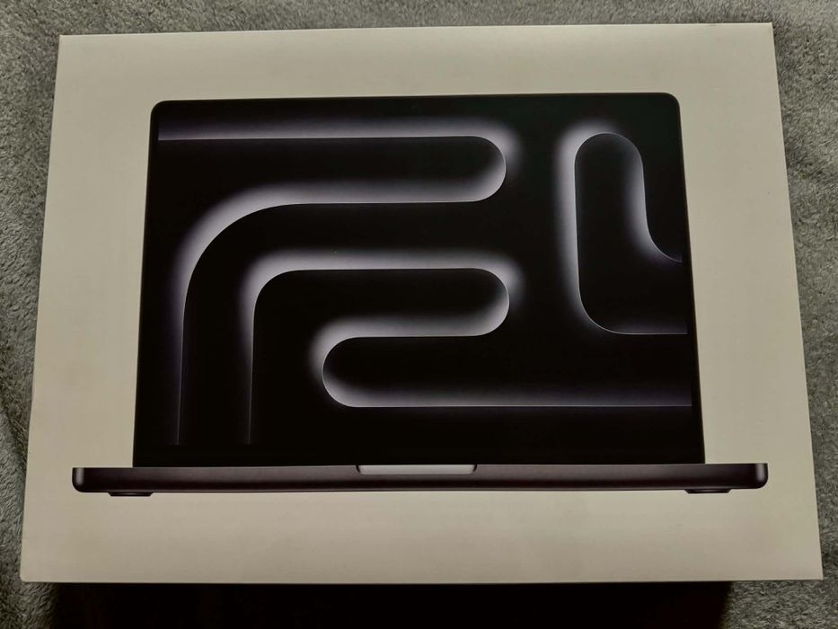 MacBook Pro 14" M4 -16GB RAM 512GB Black Space