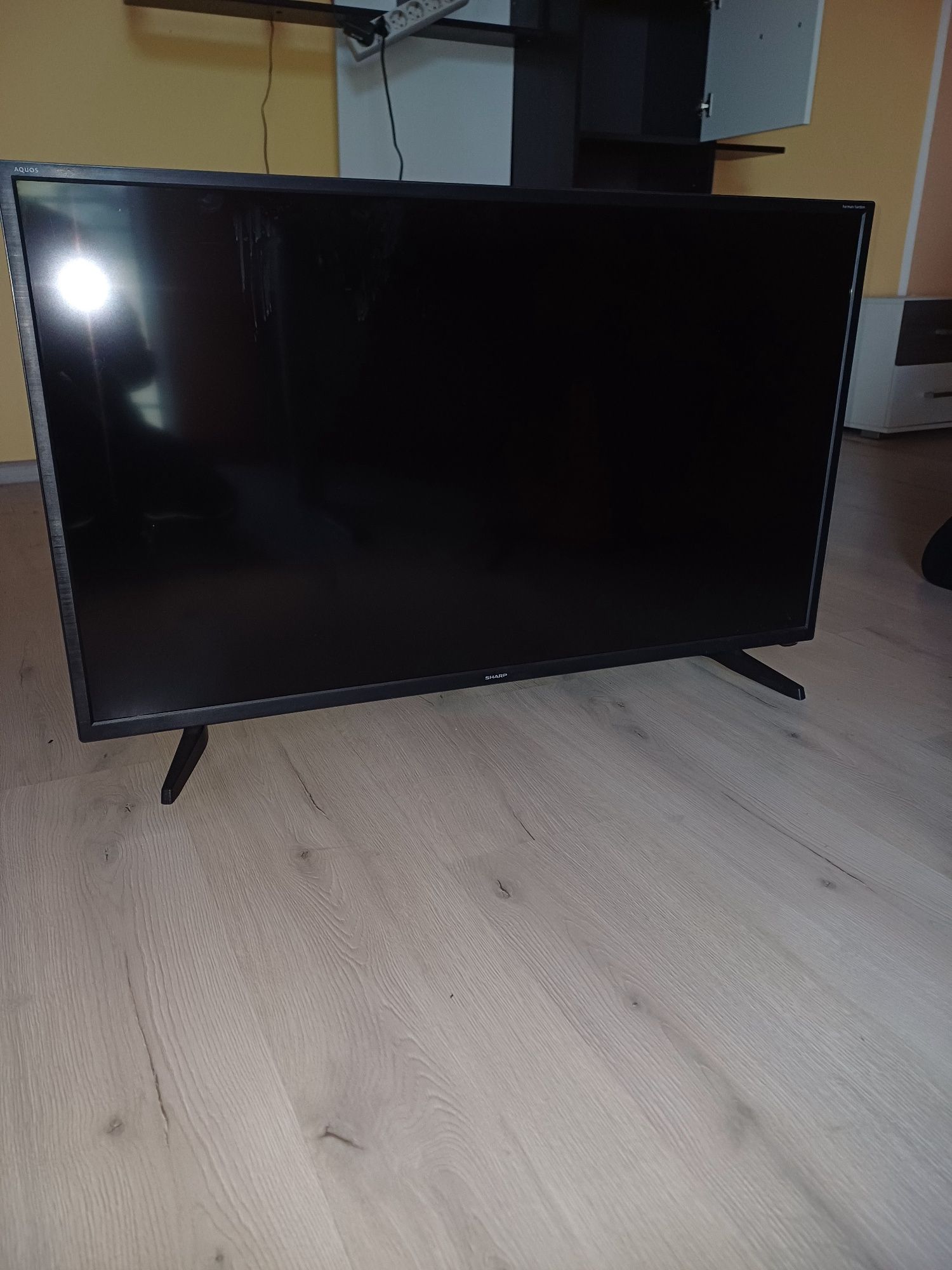 Телевизор sharp 40"
