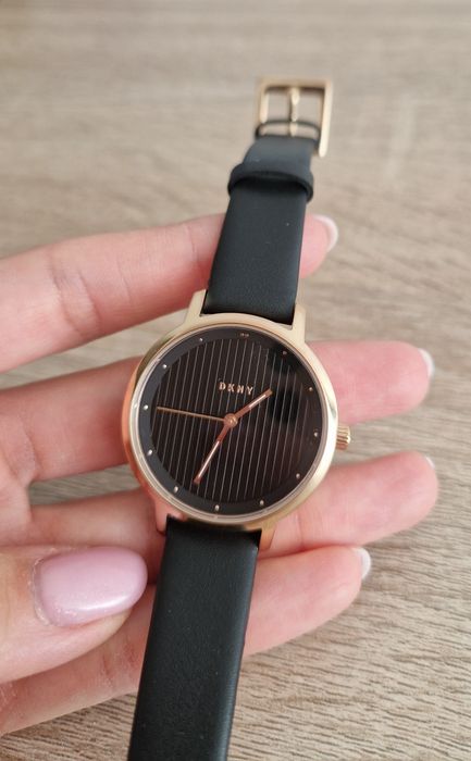 Дамски часовник DKNY