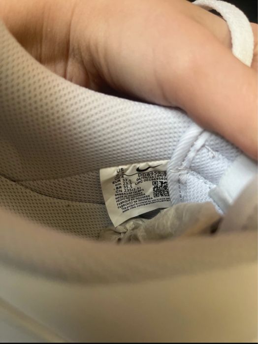 adidasi nike air force 1