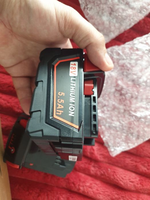 Acumulator milwaukee m18 compatibil,  nou