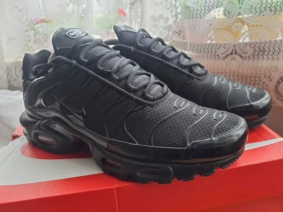 Nike Air Max PLUS TN Triple Black 40,41,42,43,44,45 (НАЙ-ПРОДАВАН)
