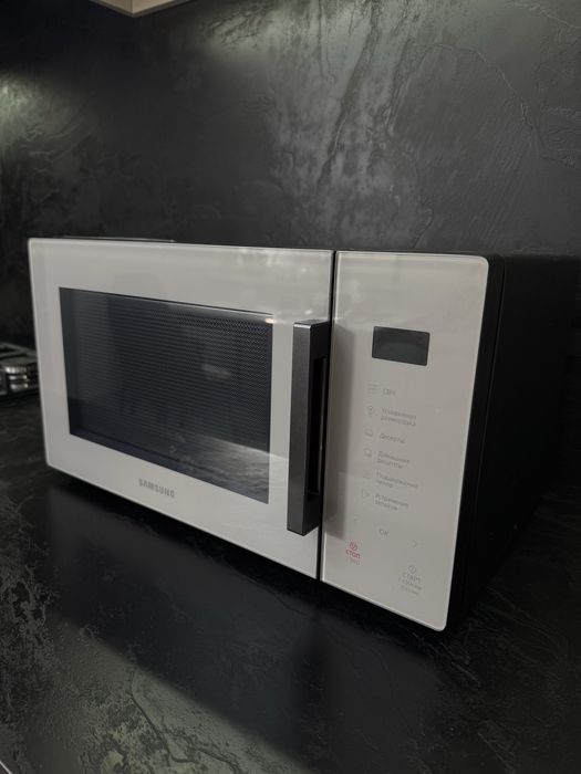 Микровольновая печь Samsung