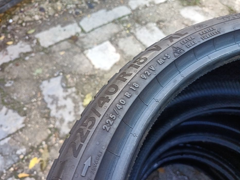 Anvelope MS iarna 225 40 18 continental 2021 și 2024 5.5-6.5mm