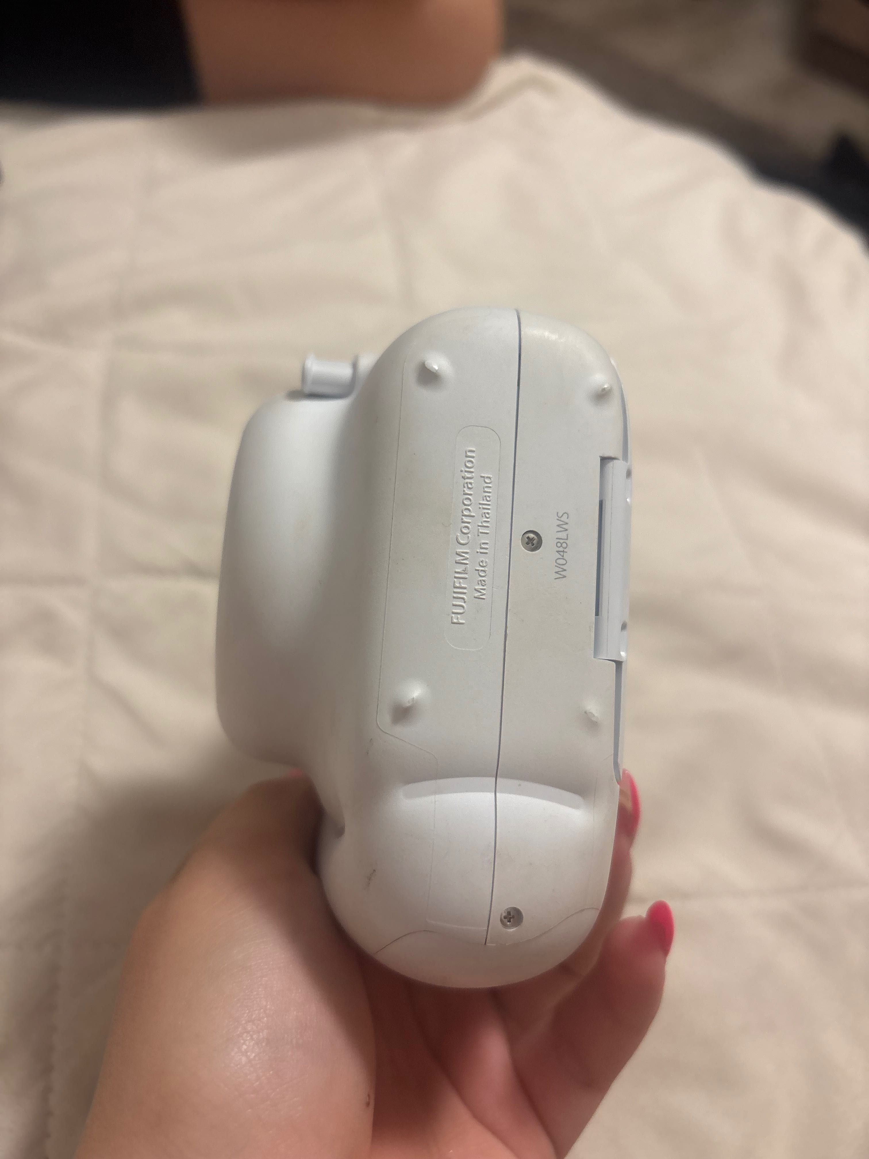 Фотоапарат за моменти снимки/ Instax mini 11 бял