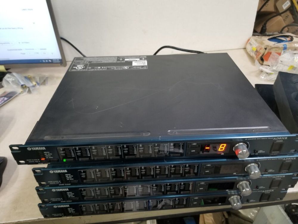 YAMAHA AD8HR convertor analog/digital preamplificator microfon