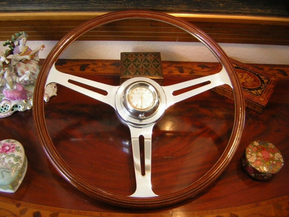 Часовник за волан Centromatic center watch