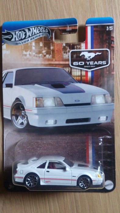 Hot Wheels Silver Series Mustang 60 Year Anniversary set Форд Мустанг
