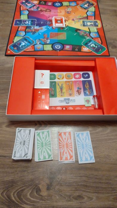 Joc de societate Master YouTubers