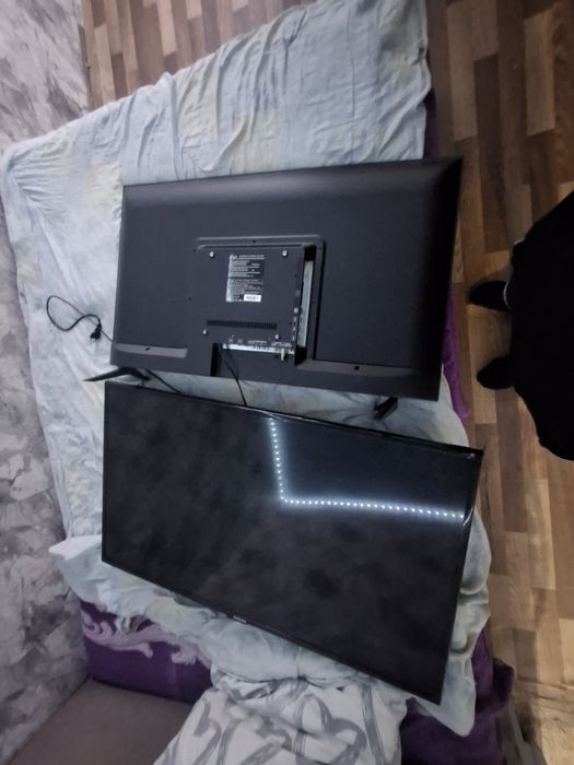 Продам 2 телевизора на запчасти