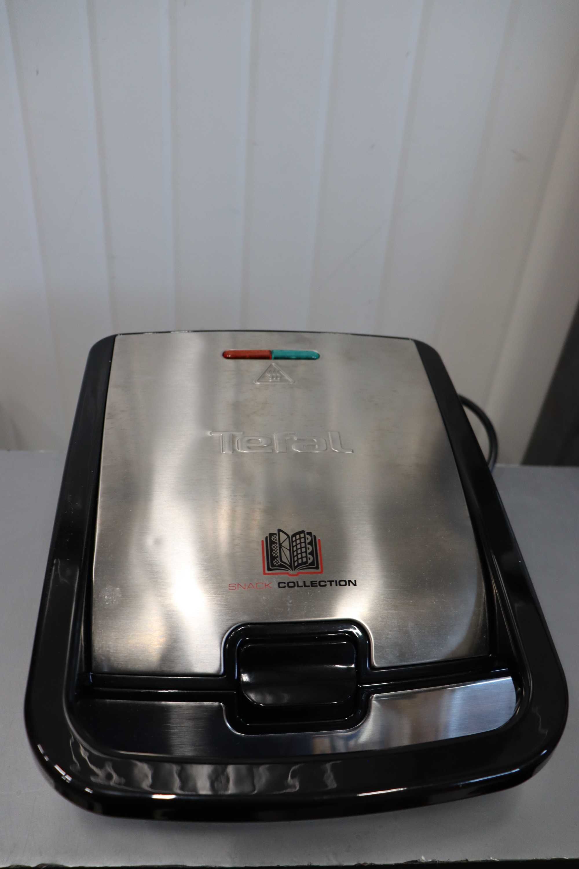 Tefal уред за гофрети и сандвичи, 2 комплекта плочи, Snack SW852D12