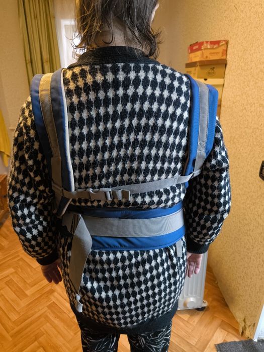 Продам кенгуру  в отличном состоянии