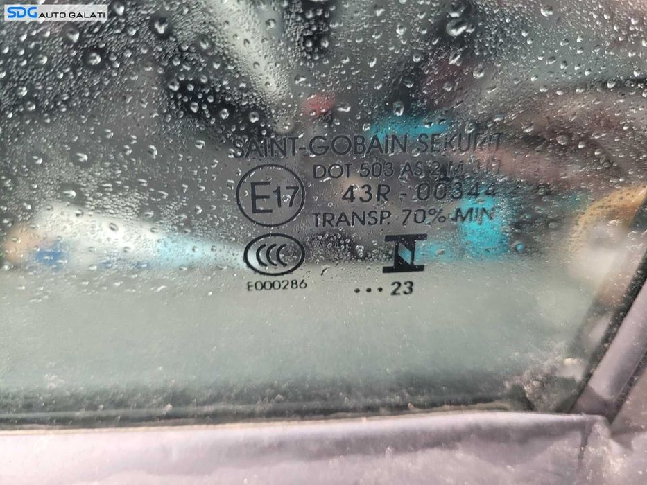 Geam Sticla Culisant de pe Usa Portiera Stanga Spate Skoda Octavia 2 2004 - 2013 Cod 43R00344 [C4035]