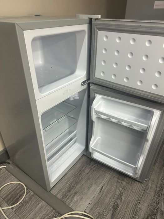 Продам мини бар холодильник на 15л