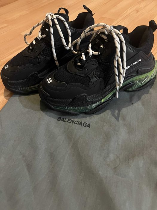 Дамски Balenciaga triple S.