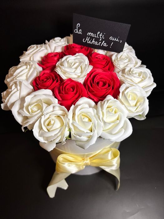 Aranjament trandafiri din sapun