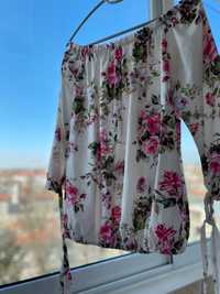 Лятна блуза с флорални мотиви