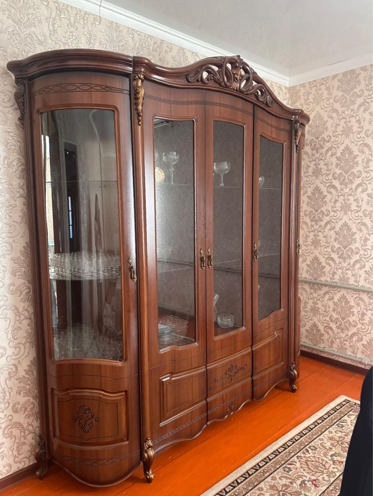 Срочно продам стенку