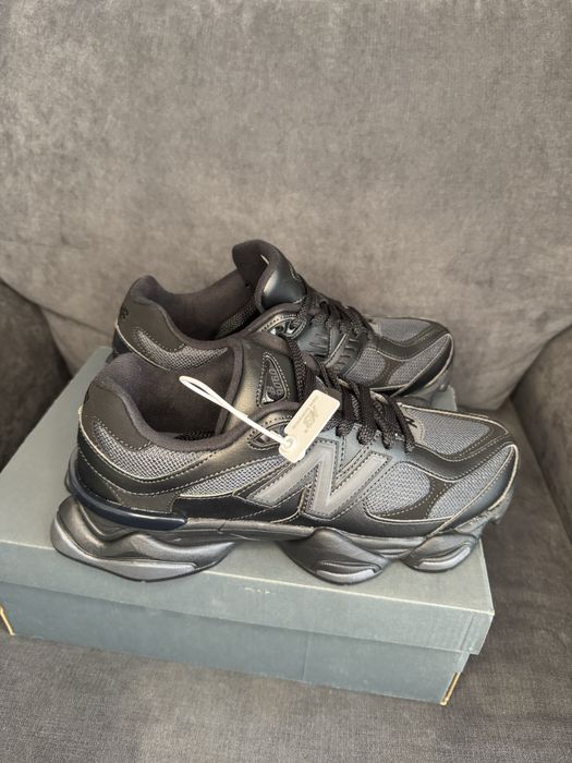 Adidasi New Balance 9060 Triple Black