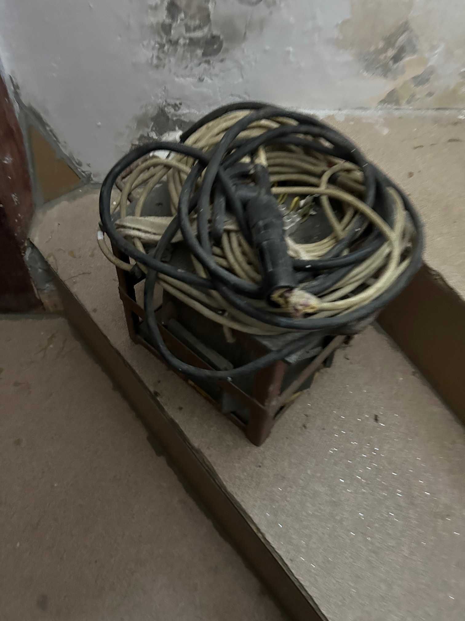 Transformator de sudura toroidal