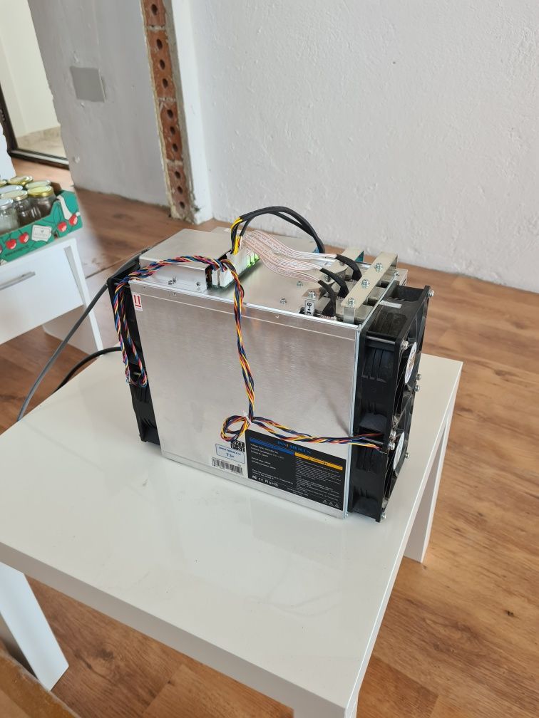 Asic Bitcoin miner btc innosilicon t3+ 57 TH