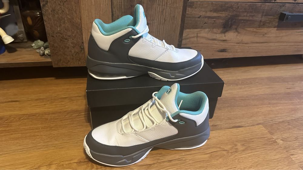 Jordan Max Aura 3