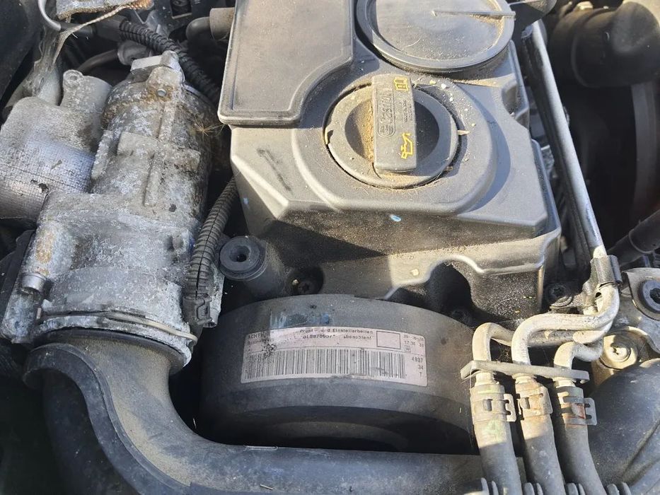 Motor VW Glof  V  1.9 TDI Break tip BLS an 2009