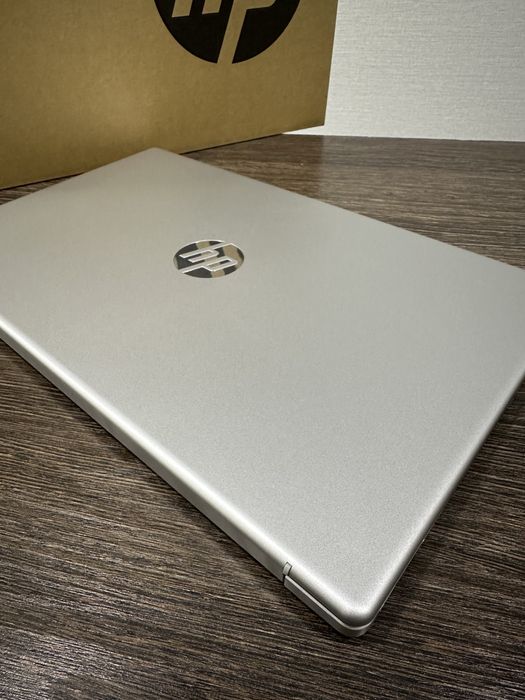 мощный новый 12-ядерный i5 ноутбук Hp 15