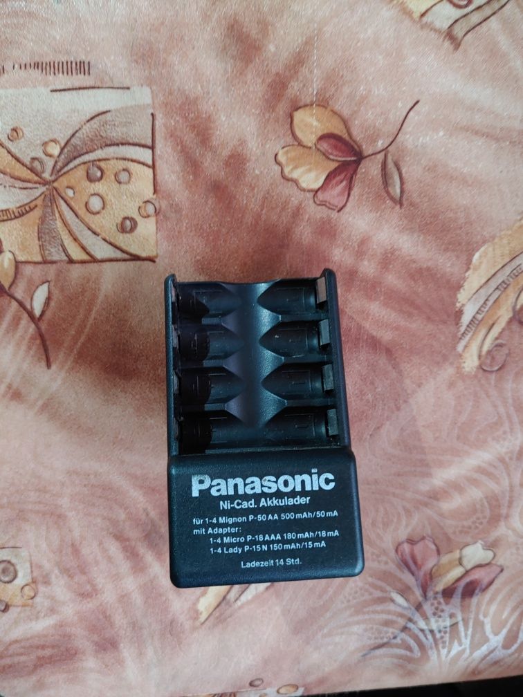 Зарядно за Батерии. Panasonic