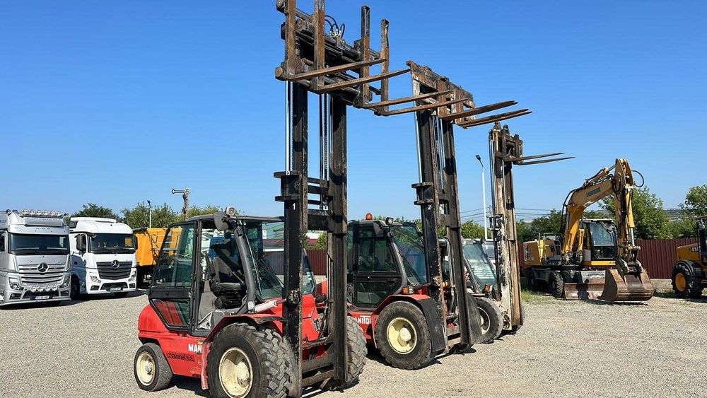 Stivuitor Manitou MSI 50 2 buc MSI 30 1 buc (pt teren accidentat)