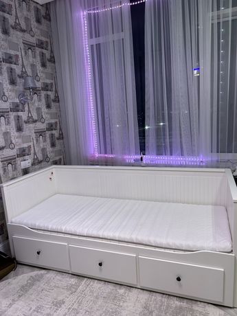 Кровать IKEA Хемнэс 80*200 в белом цвете .