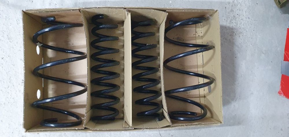 Vand arcuri pentru BMW 320d F30 standard