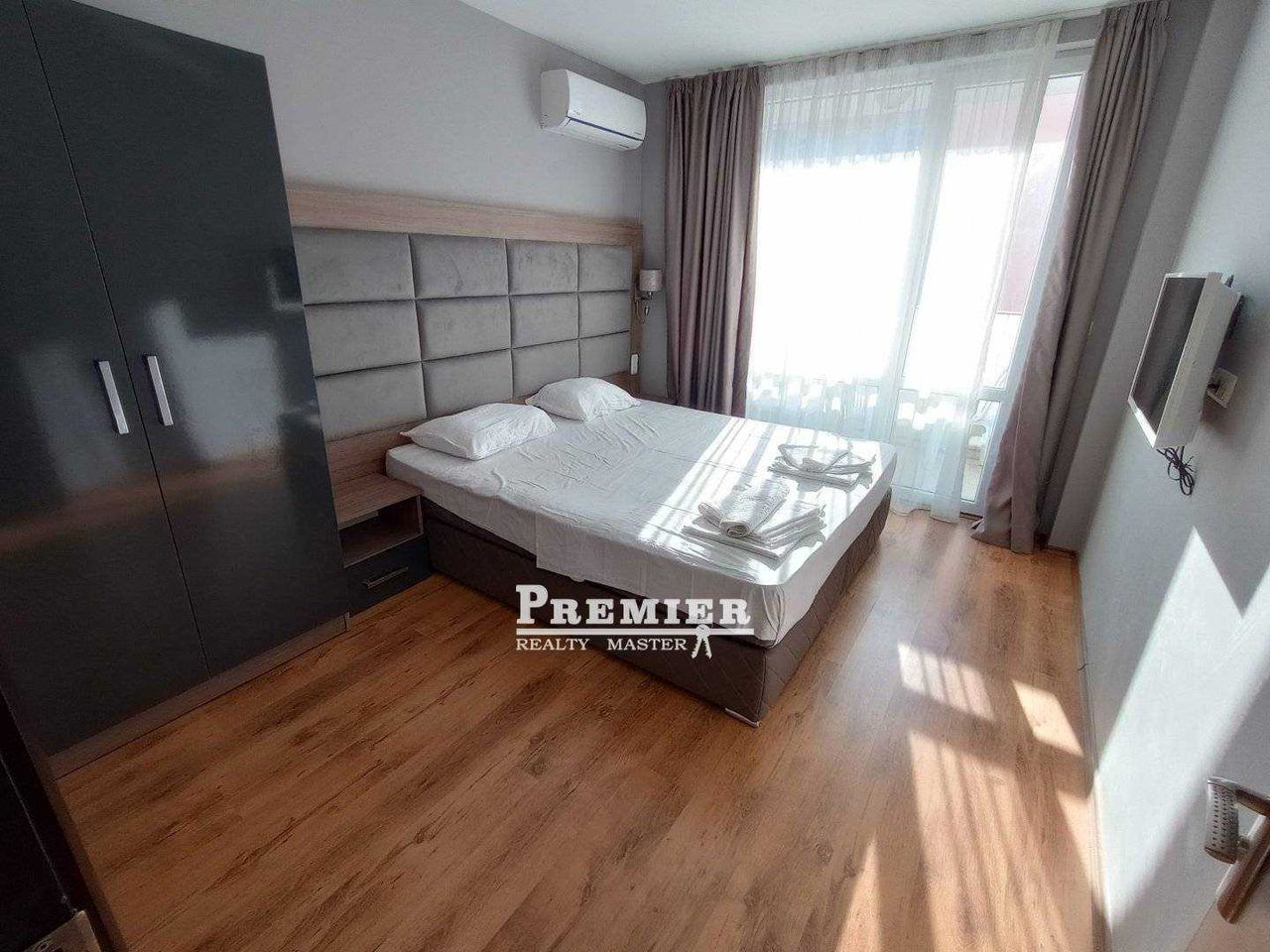Продава се Двустаен апартамент в Поморие - 61 кв.м за 1568 €/кв.м - Снимка #7