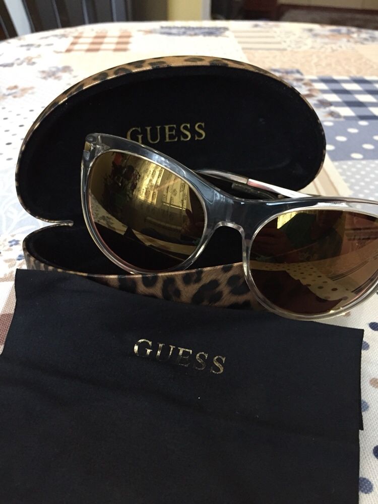 Оригинални слънчеви очила GUESS