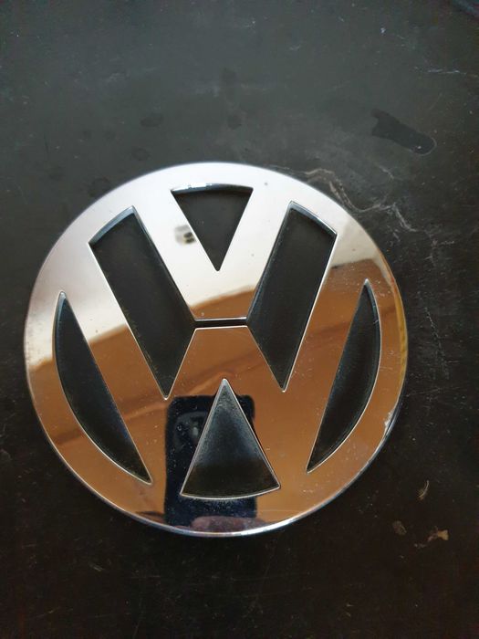 Емблема VW Touran