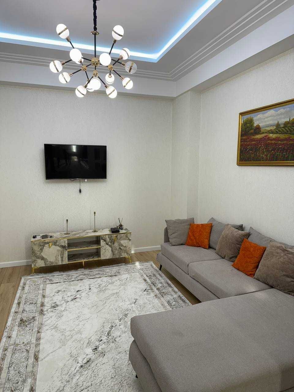 срочно сдам квартиру в аренду метро беруни 2 комнатная 378*