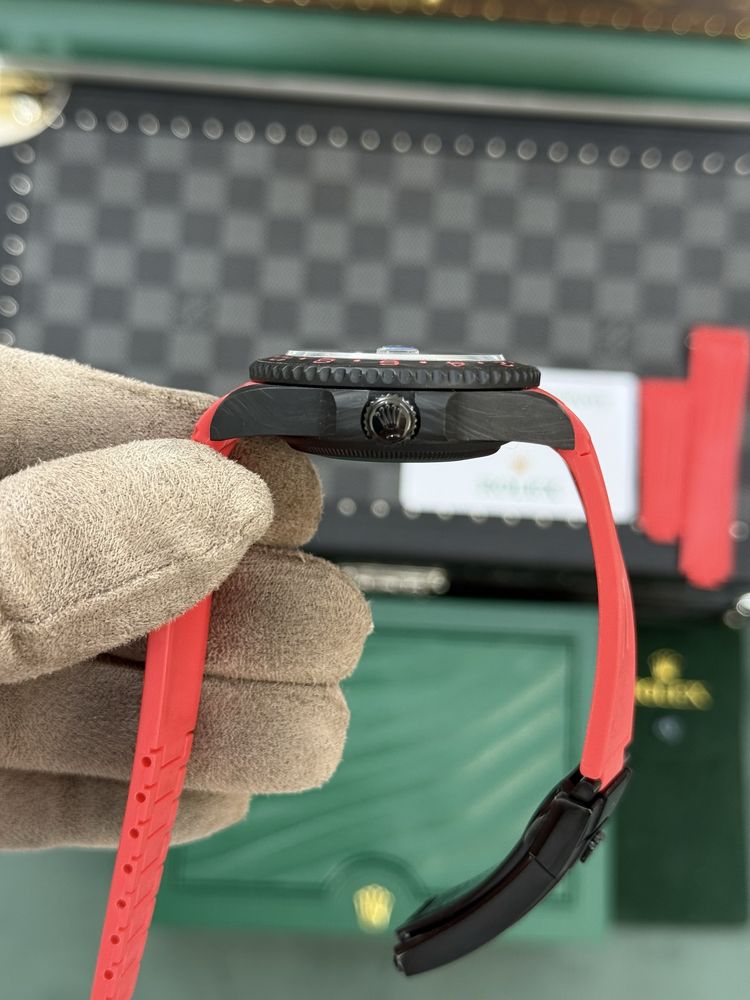 Rolex GMT-Master Carbon ( Editie Limitata )