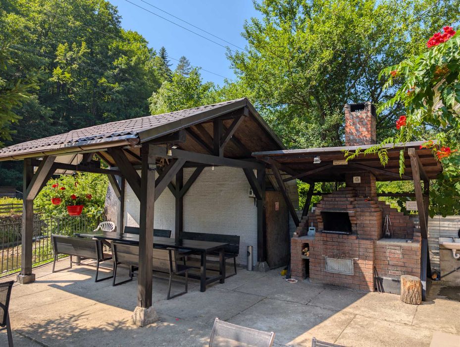 Pensiune Eden Maison Slanic-Moldova