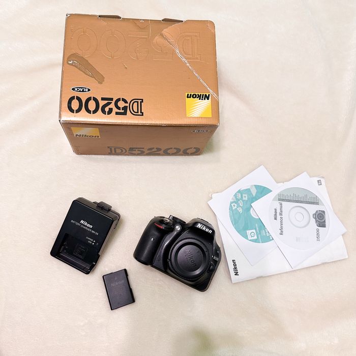 Фотоапрарат Nikon D5200 (Тушка/Body)