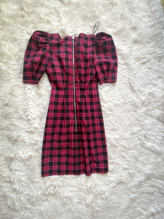 Rochie Bershka, mărimea xs, *PURTATĂ O SINGURĂ DATĂ*