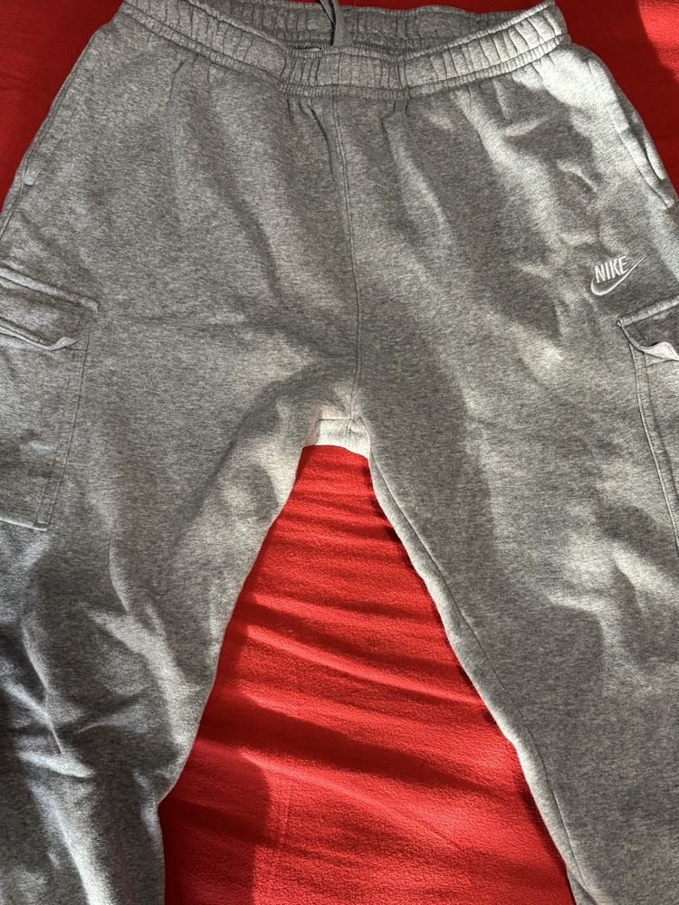 Cargo долнище Nike
