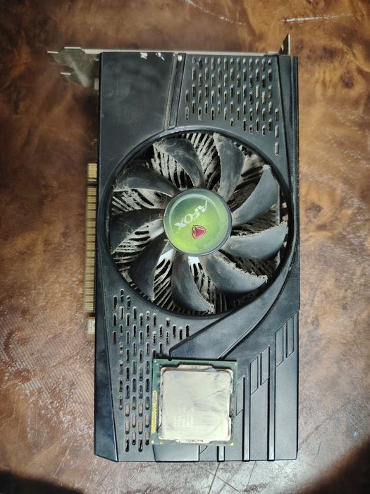 GTX 550 TI, i5 2310