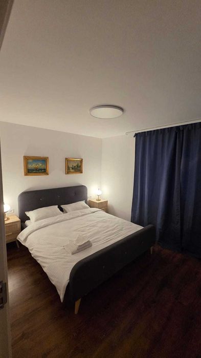 Inchiriez apartament TgMures zona 0 cu vedere spre Piata Trandafirilor