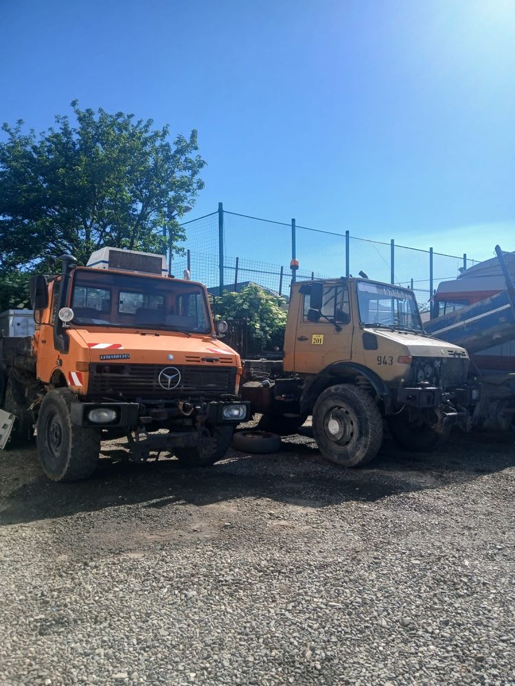 Mercedes Unimog camion