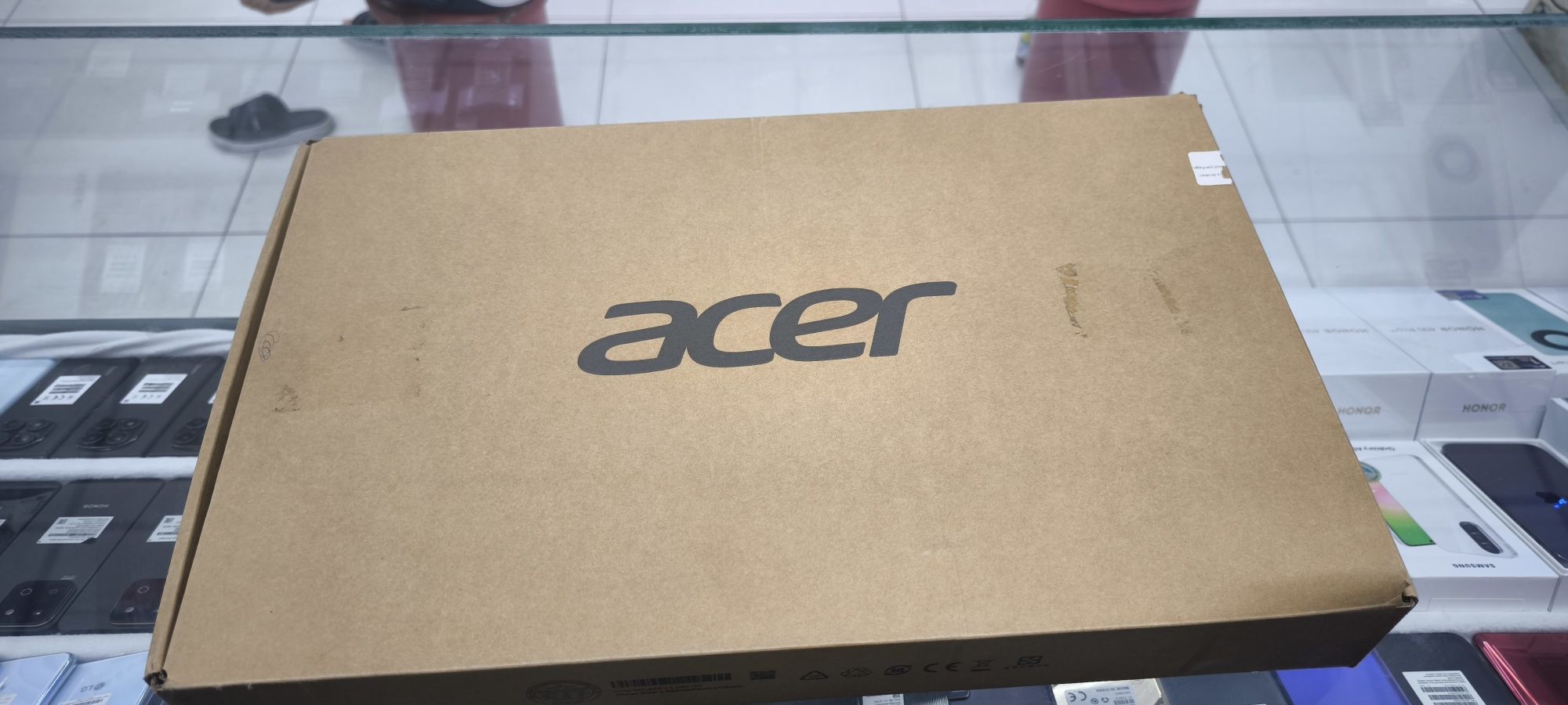 acer notebook aspire 3.core i5  8gb ddr4 memory 1000GB