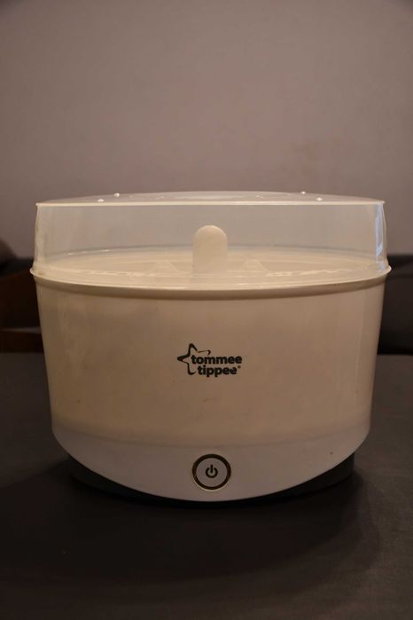 Стерилизатор TOMMEE TIPPEE