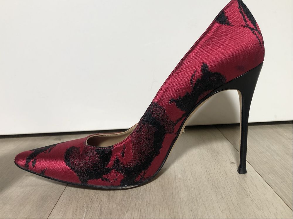 Pantofi Carolina Herrera, originali, nr 41